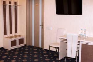 Отель Гончар. Полулюкс двухместный  6