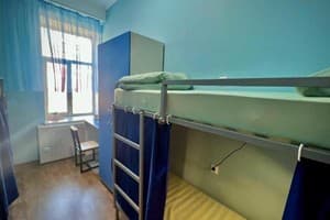 Хостел on Universytet. Место в мужском 6-местном номере  3